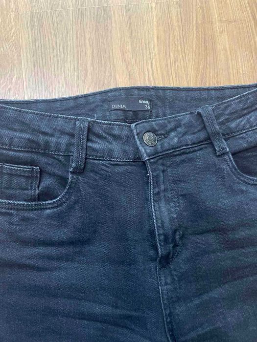 Дънки с широк крачол