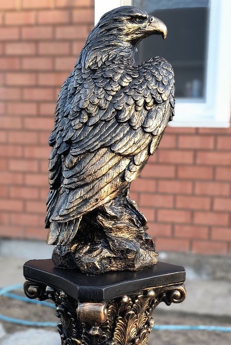 Скульптура Орла из бетона