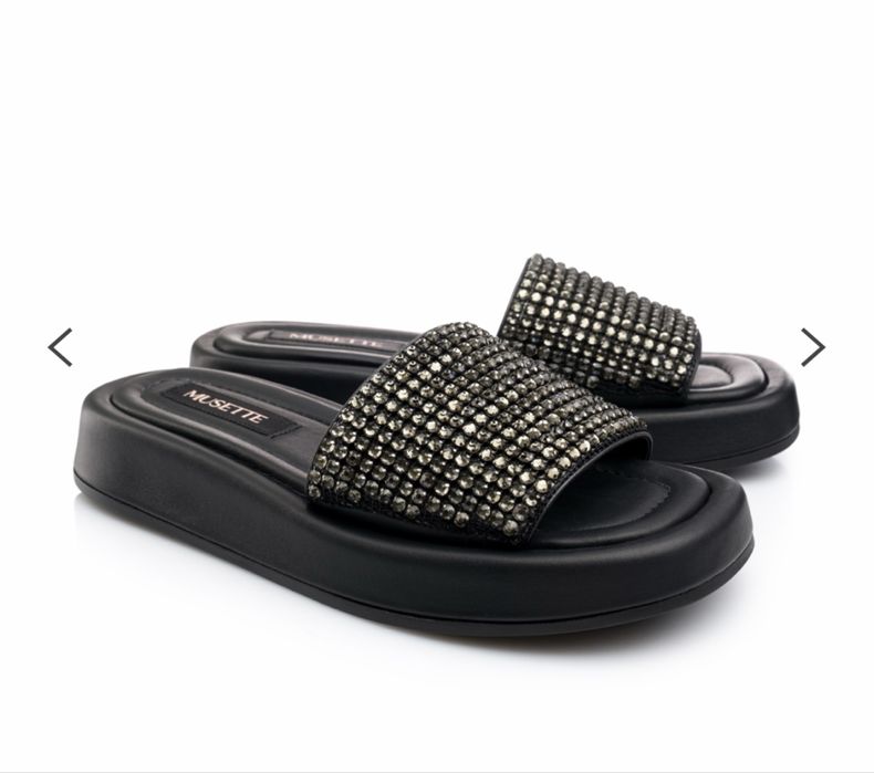 Чисто нови чехли MUSETTE