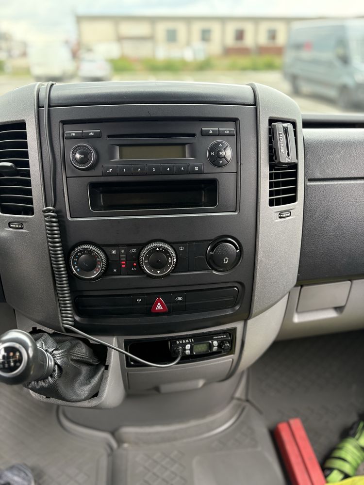 Vând Sprinter 319,10 paleti