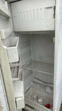Холодильник Б/у
