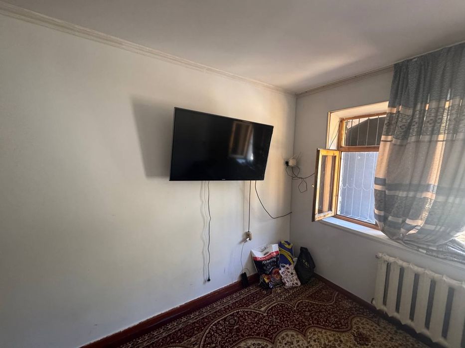 Ижарага уй берилади  куйлик метро  1²килган  1 этаж  250& лубойга
