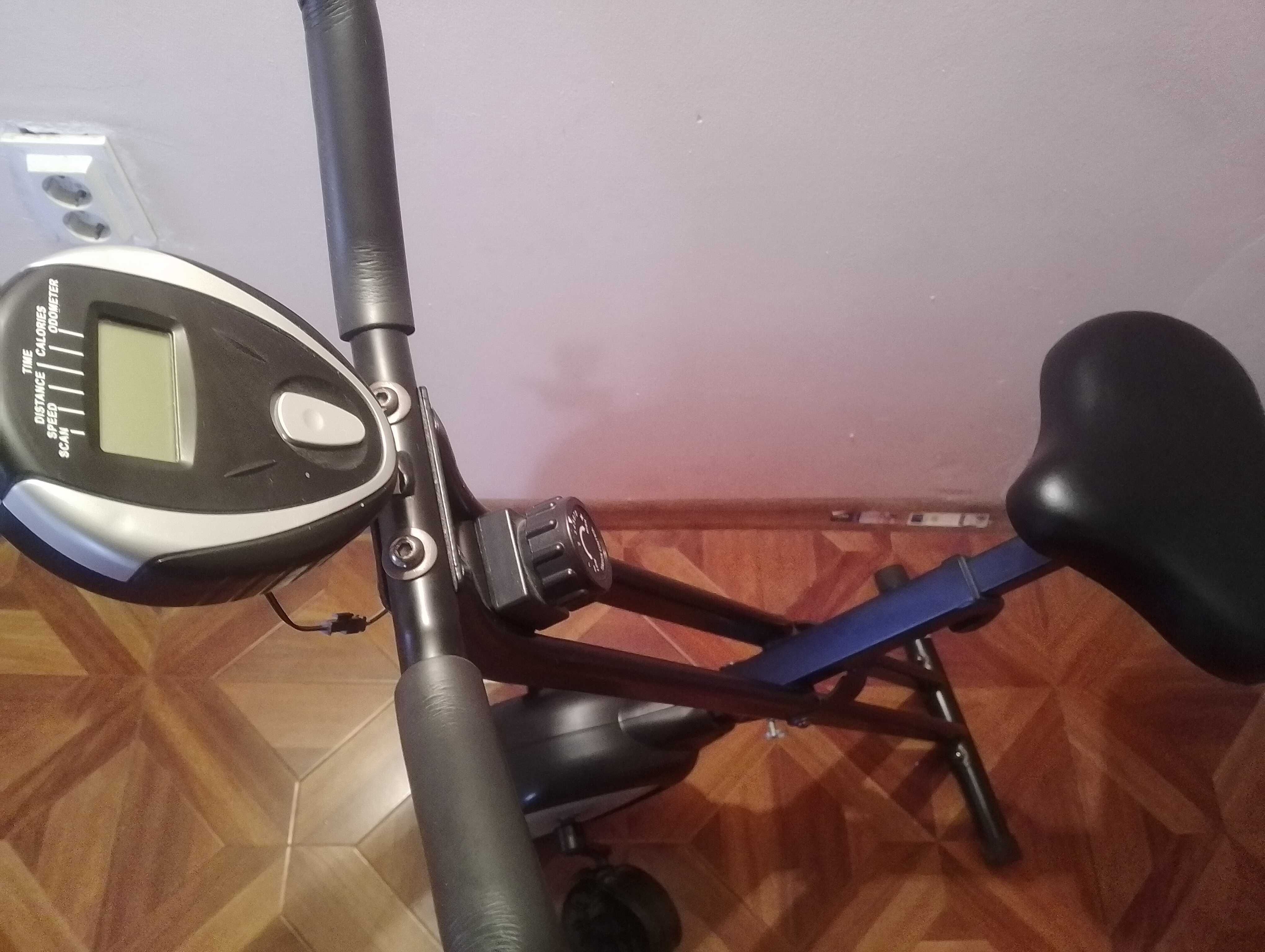 Bicicleta fitness pliabila