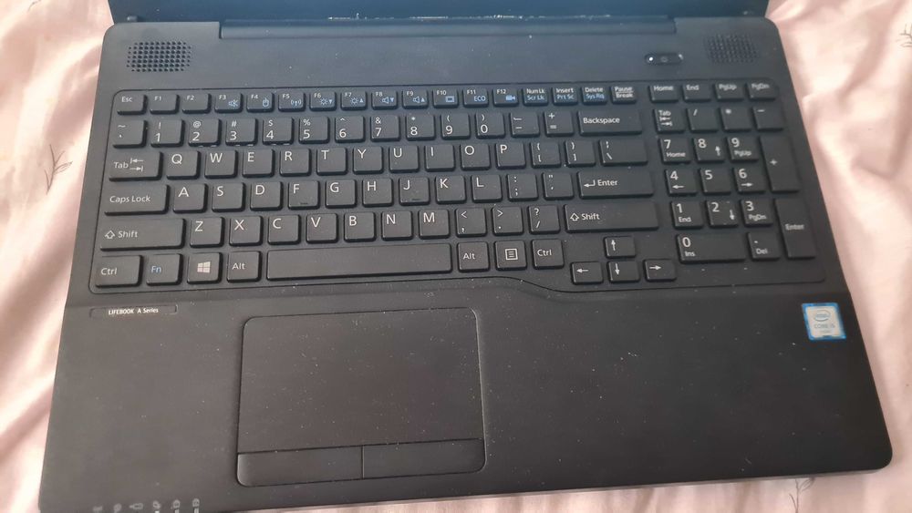 15.6 инча висок клас лаптоп внос от Германия