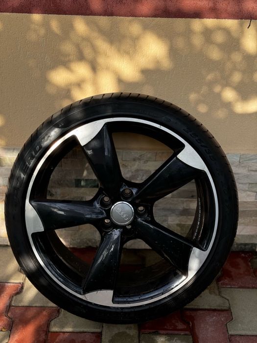 Vand anvelope cu jante 1250 Euro