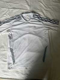 Бяла Тениска Adidas М размер