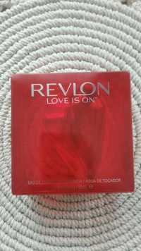 REVLON Love Is On Дамска тоалетна вода, 50 мл.