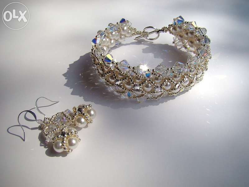 Set bratara si cercei handmade cristale biconice si perle Swarovski