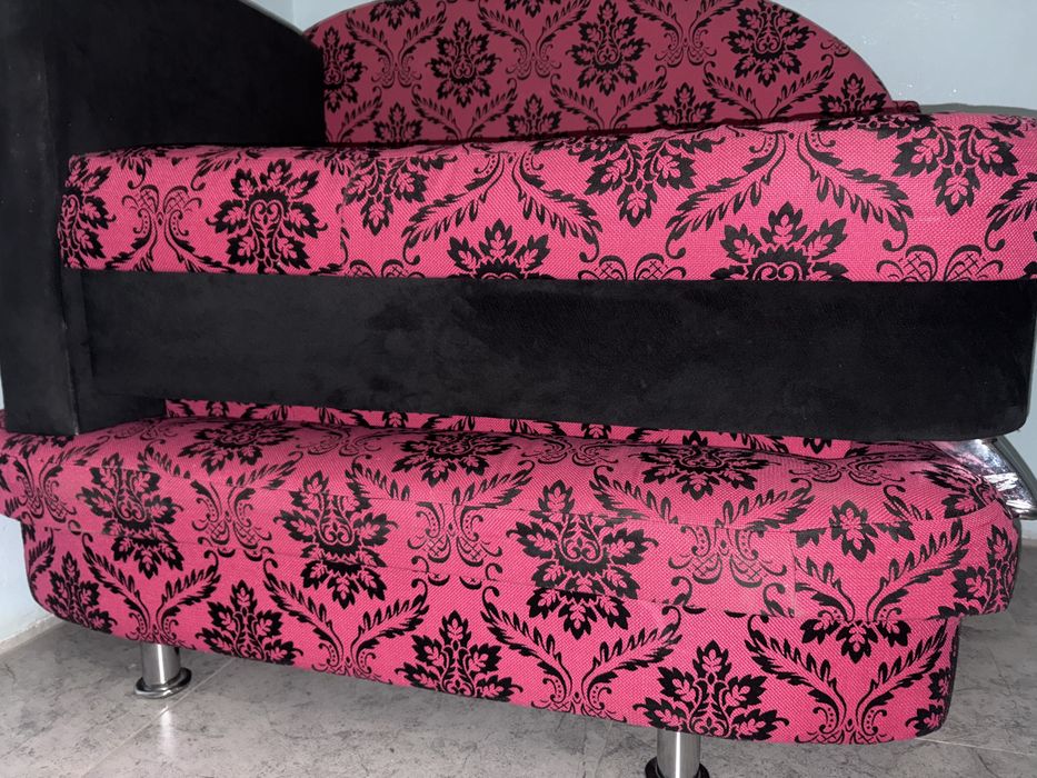 Продам диван в хорошем состоянии