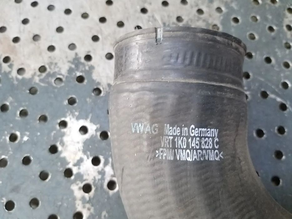 Furtun tub intercooler 1.4 tfsi vw passat b6 3c 1k0145828c