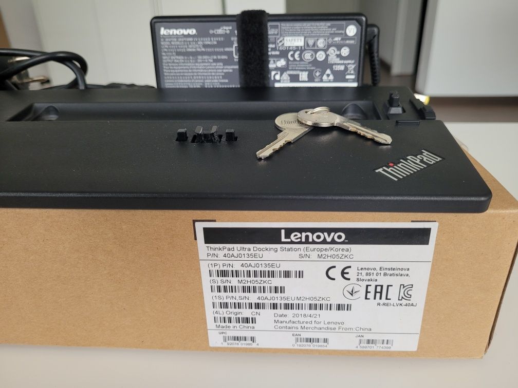 Lenovo ThinkPad Docking Station Ultra 40AJ