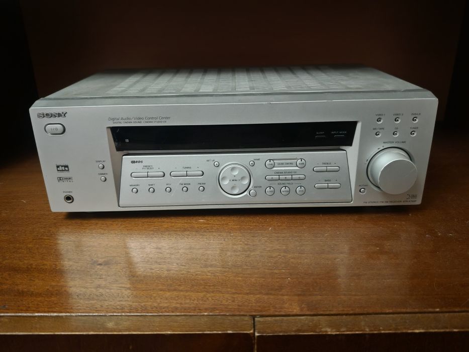 Sony str-k740p 5.1 Dolby digital, Digital dts, pro logic.