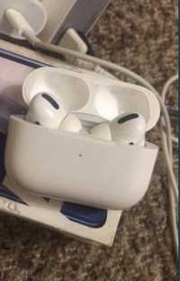 Наушники Apple AirPods Pro with MagSafe Charging Case (White)