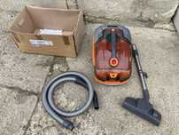 Aspirator cu Filtrare prin Apa Thomas Pet&Family