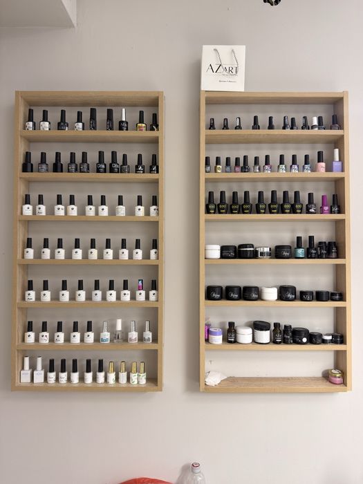 Продам  две полочки для лаков