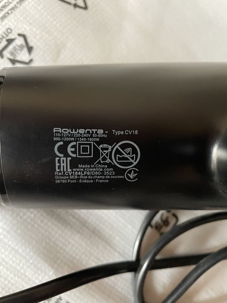 Продам фен Rowenta