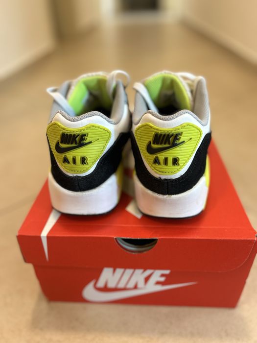Nike Air Max 90