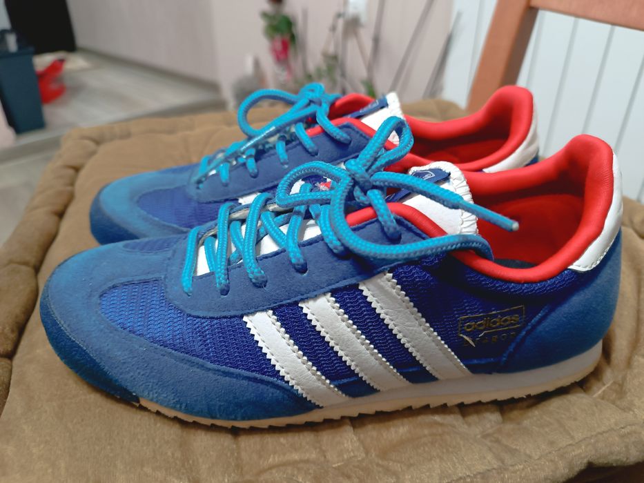 Маратонки Адидас 36 2/3