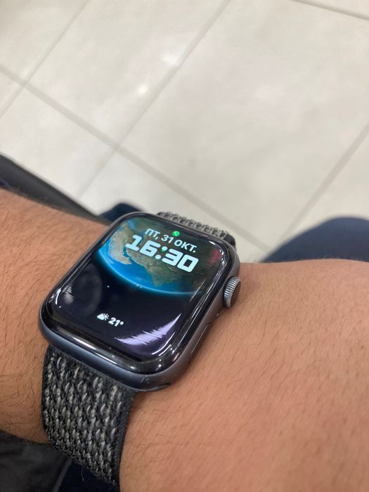 Apple Watch series 4 Nike edition