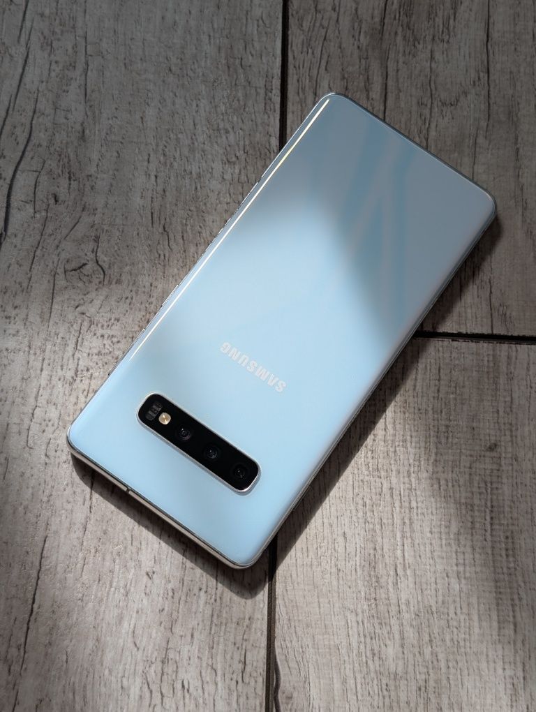 Samsung S10 Plus android 11 срочно