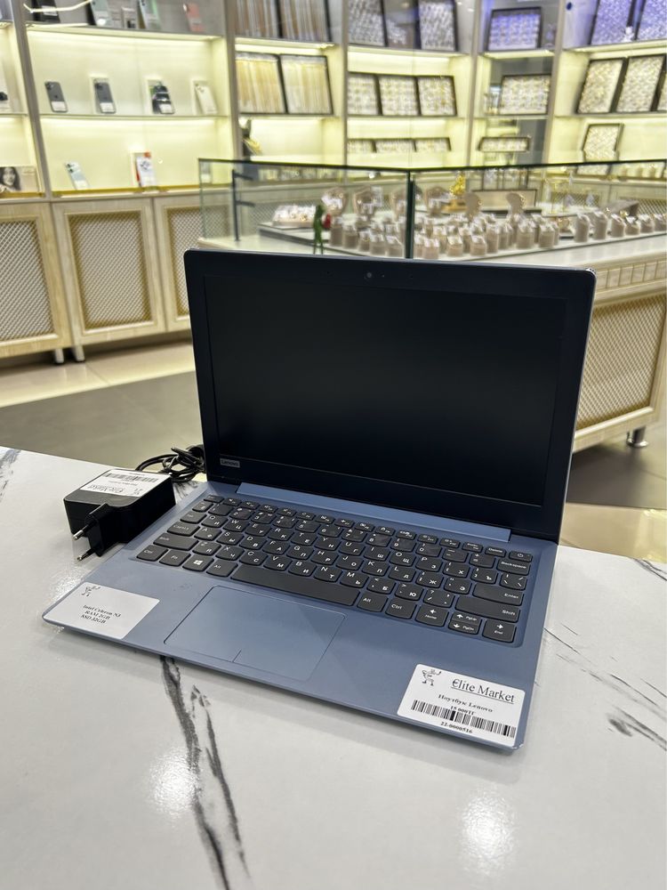 Ноутбук Lenovo
