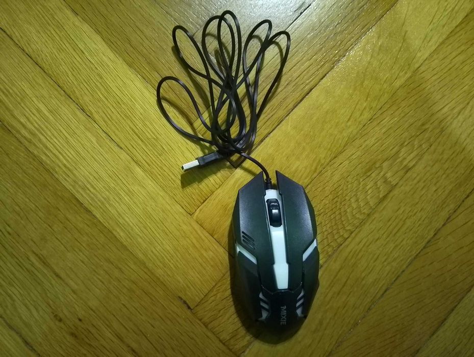 Пълен комплект компютър