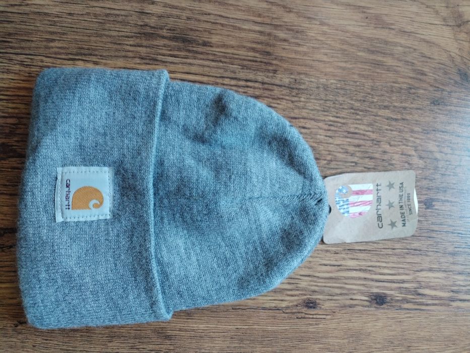 carhartt beanie - страхотни зимна шапки 100% оригинал отлично състояни