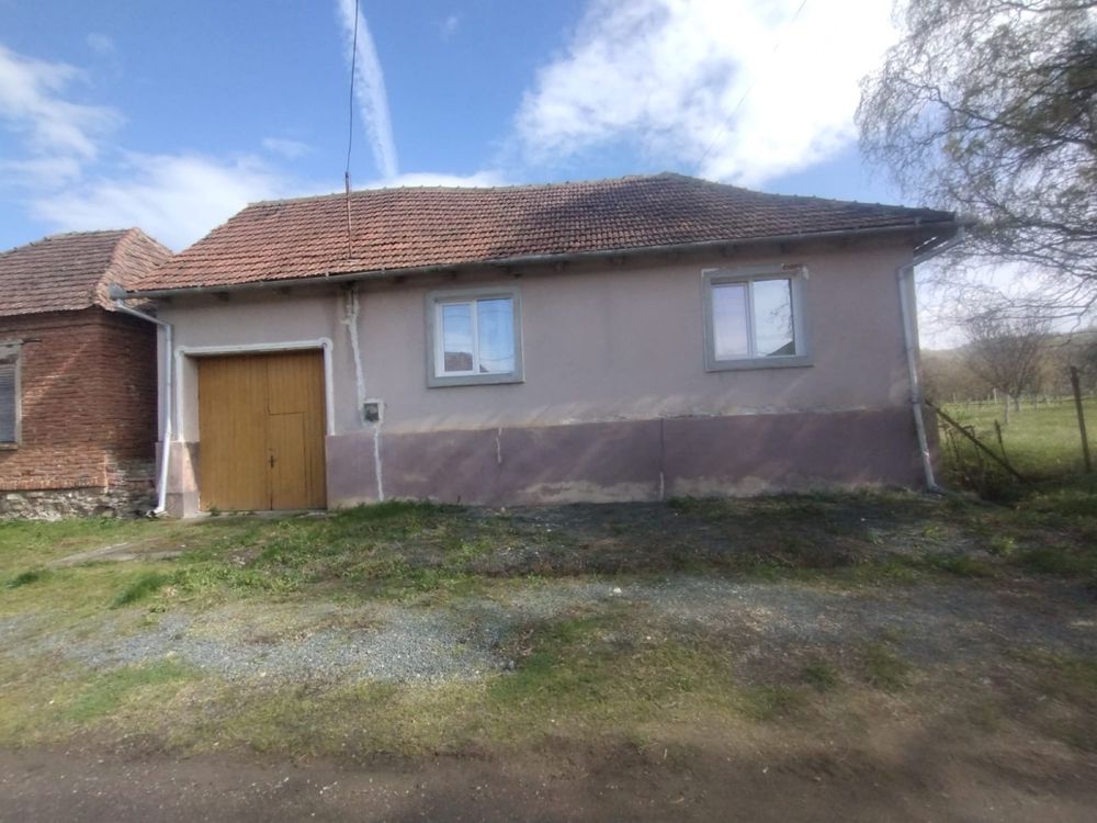 Casa de vanzare