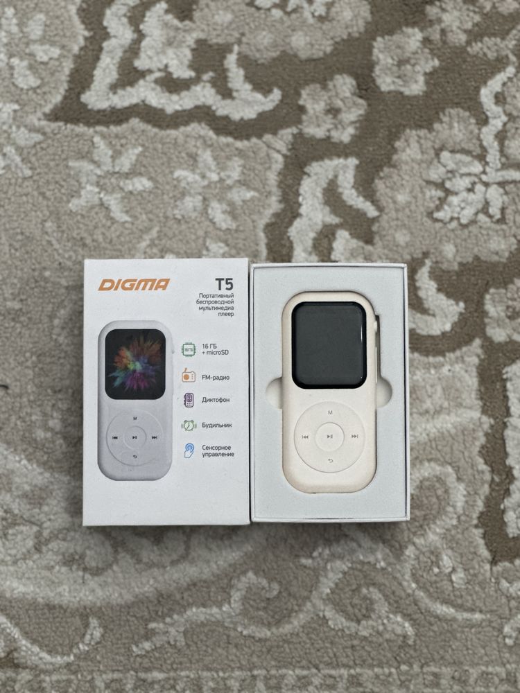 Плеер digma T5.