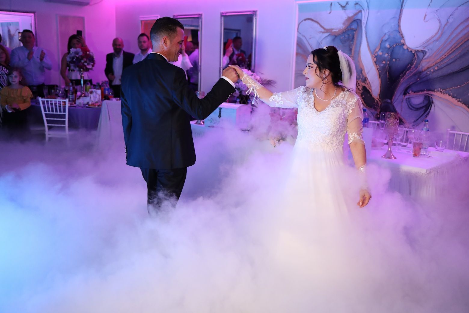 Fotograf 350 lei, foto si video 600 lei botez sau cununie