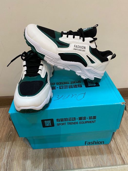 Кроссовки Fashion