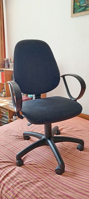 Продам кресло для компьютера