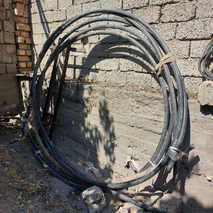 Труба пластик сотилади