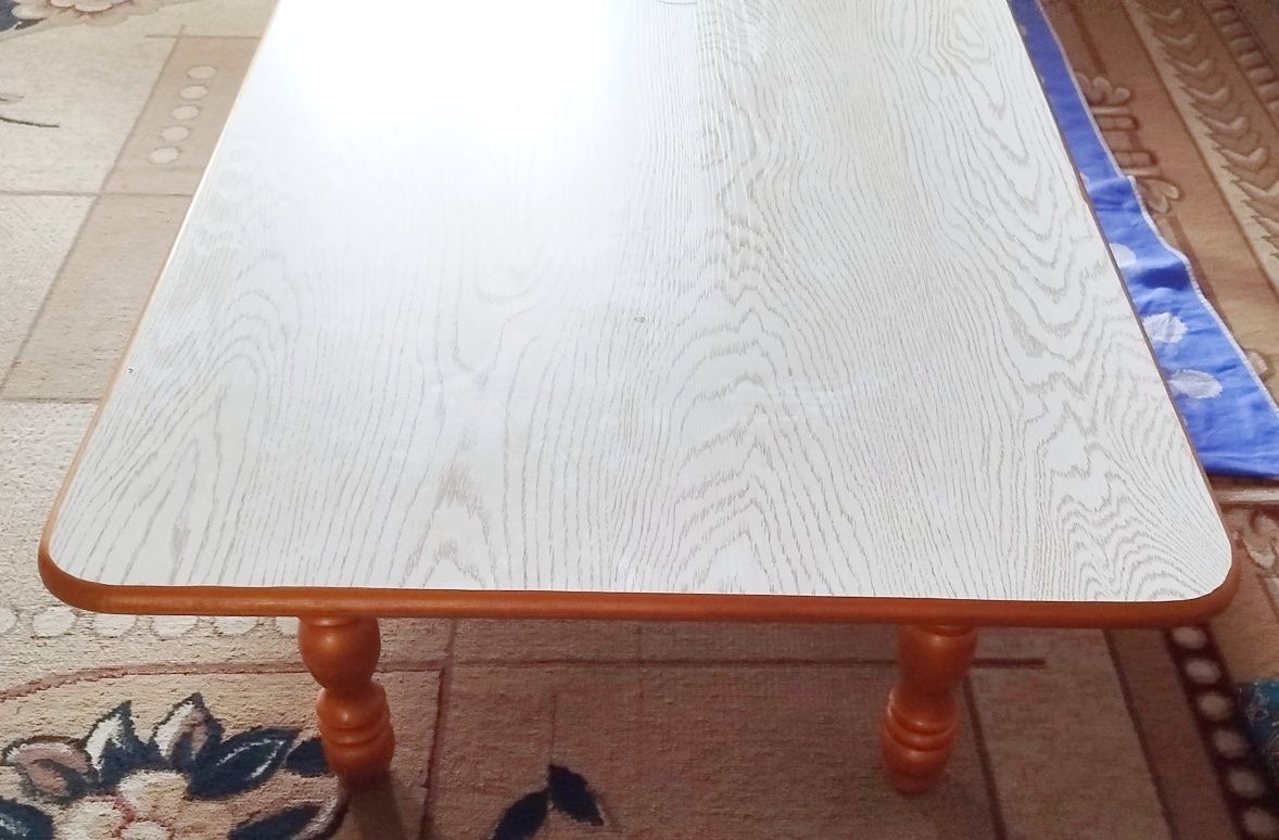 Xontaxta mustaxkam eng qalin 16 mm (MDF) emdefdan burchaklari aval qli