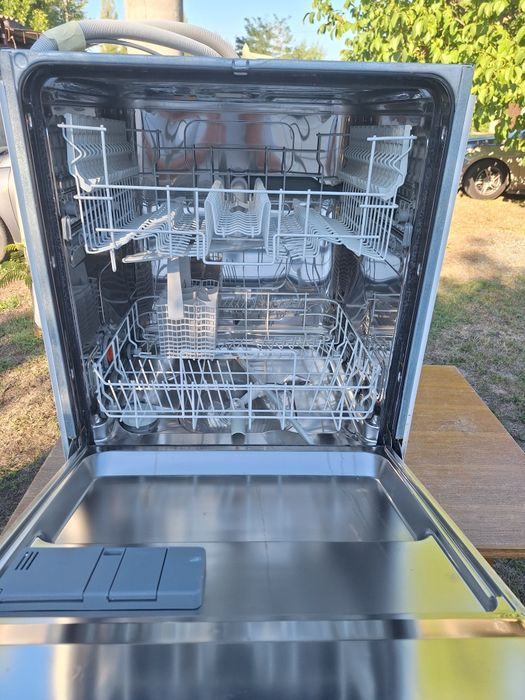 Masină de spălat vase incorporabila, Privileg