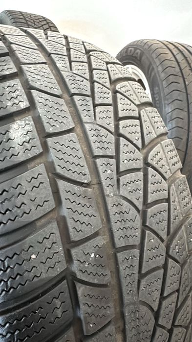 Cauciucuri Pirelli 245/40 19 IARNA