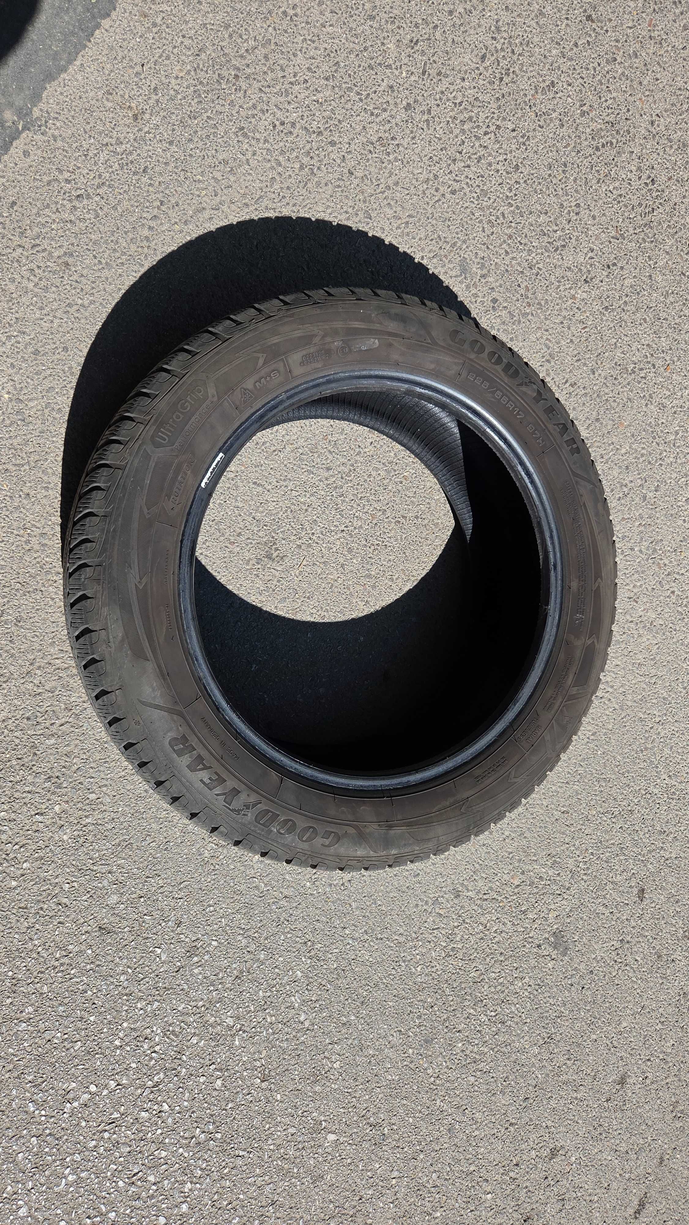 4 бр зимни GOODYEAR UltraGrip Performance Plus 225/55R17 97H, DOT 2020