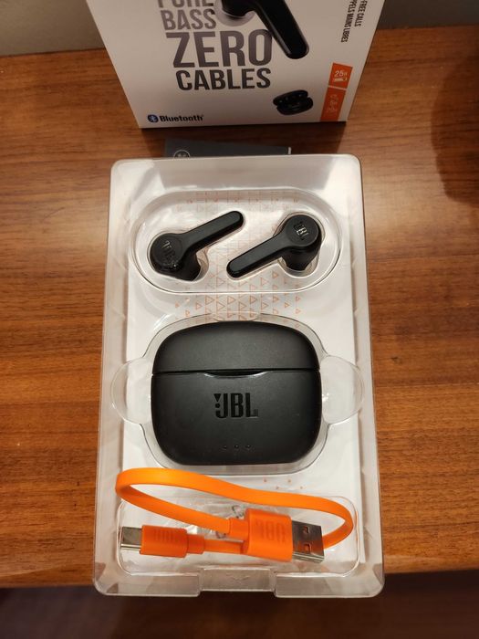 JBL tune 250 новые