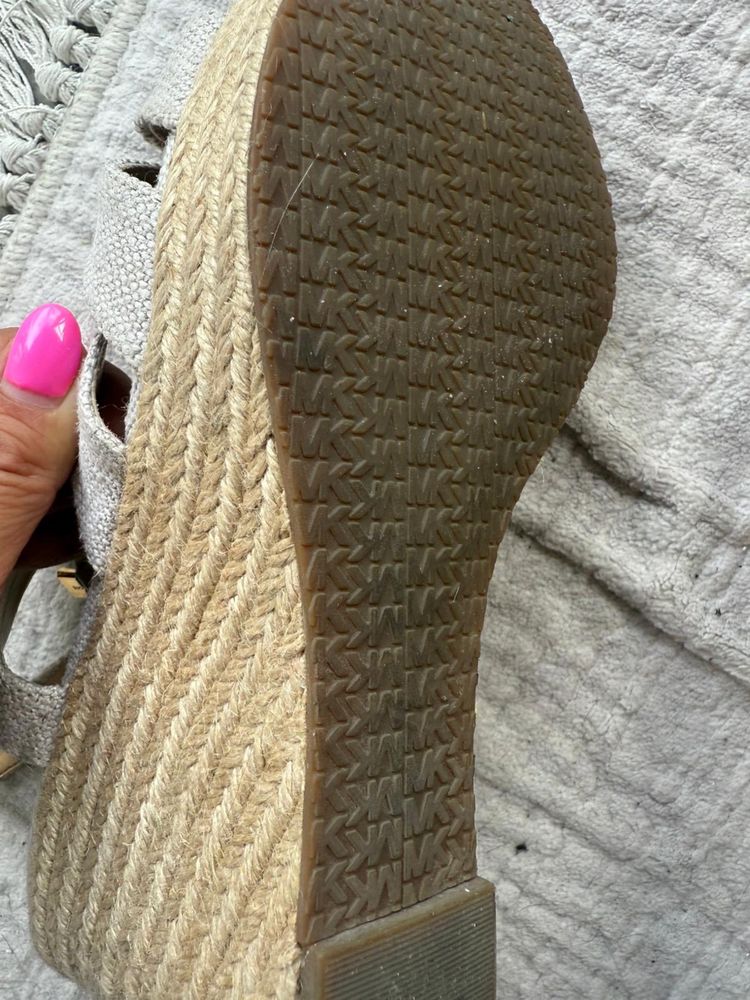 Сандали на платформа Michael Kors