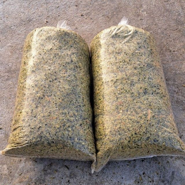 Silos sotiladi kg 1200 so'm