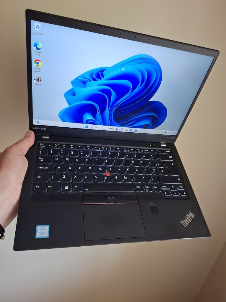 Laptop Lenovo Thinkpad X1 Carbon i5 gen.7 SSD model Slim
