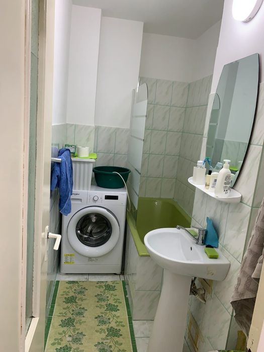 Chirie garsoniera Rogerius 220 euro