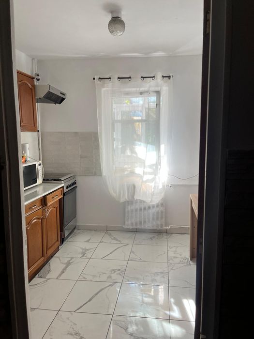 Închiriez Apartament Aviație