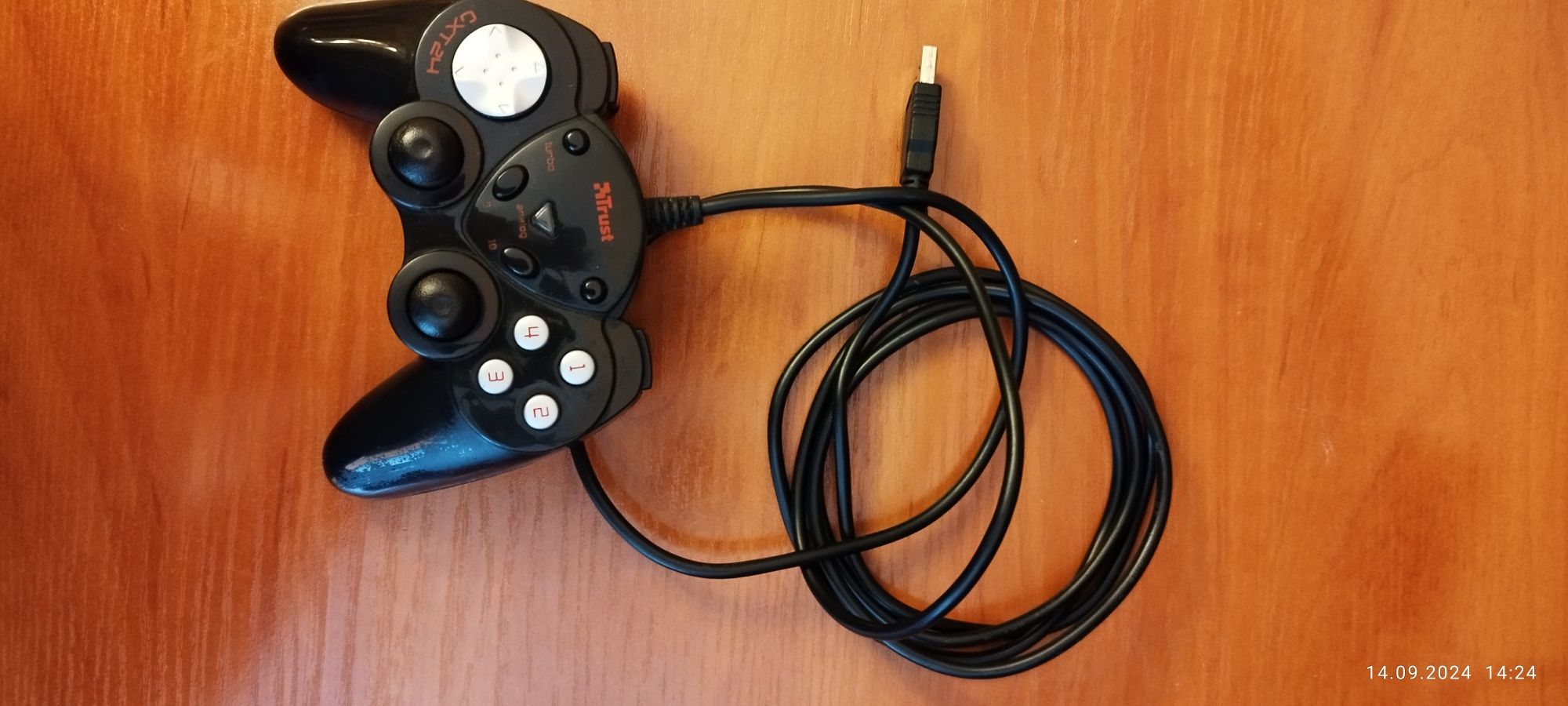 Джойстик Trust GTX 24