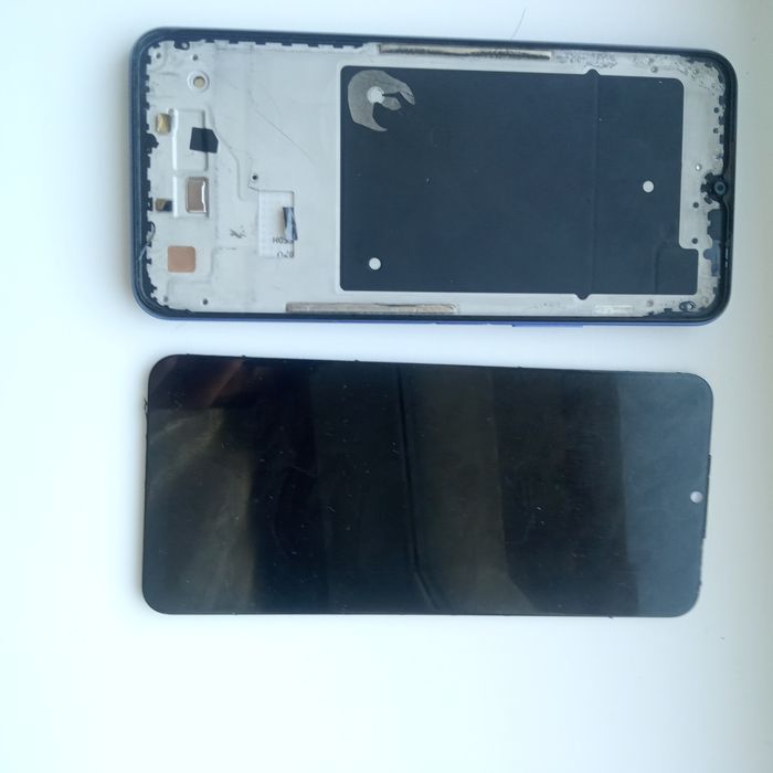 vivo Y21 экран обваливается