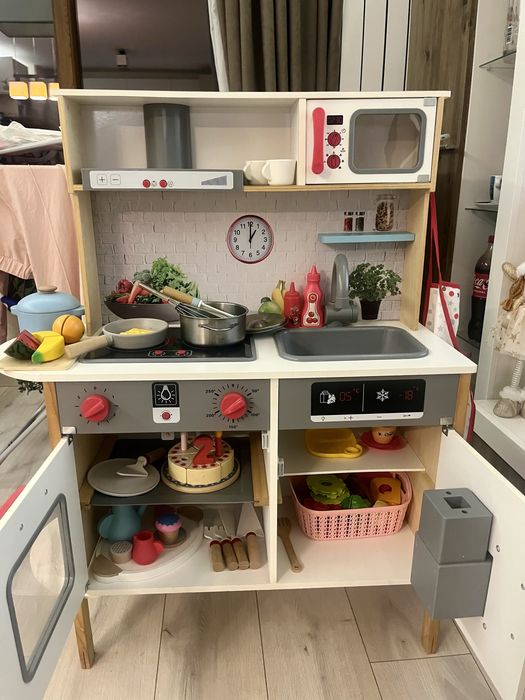 Детска дървена кухня Лидл Lidl + аксесоари, готварска престилка