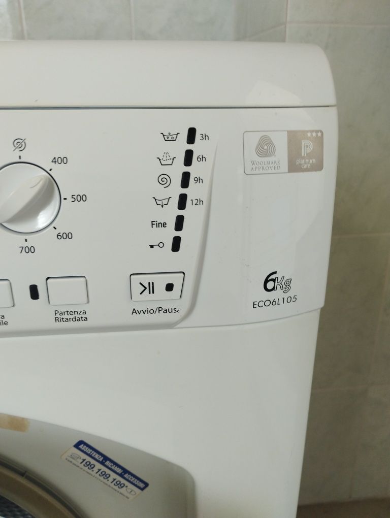 Пералня Hotpoint Ariston безупречно работеща