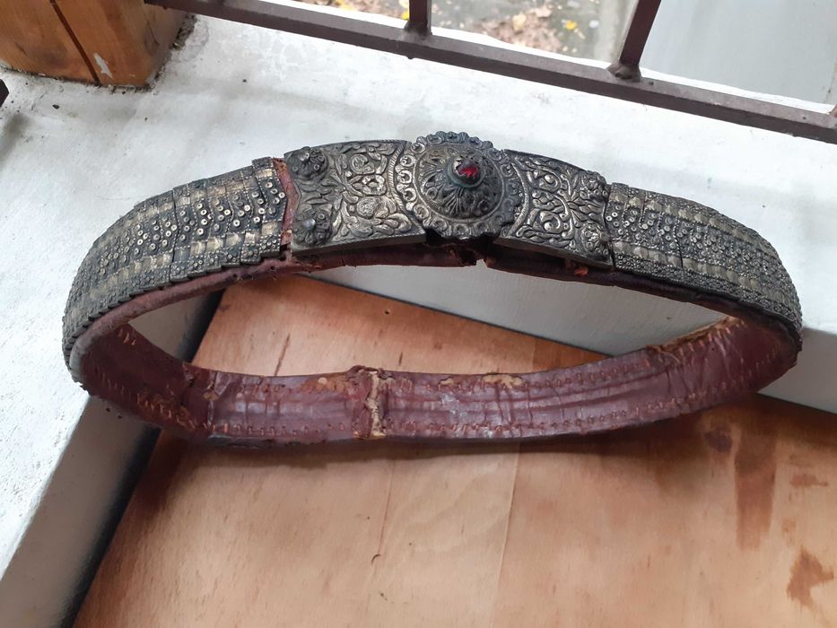 Стар автентичен възрожденски колан сребро сачан кованец