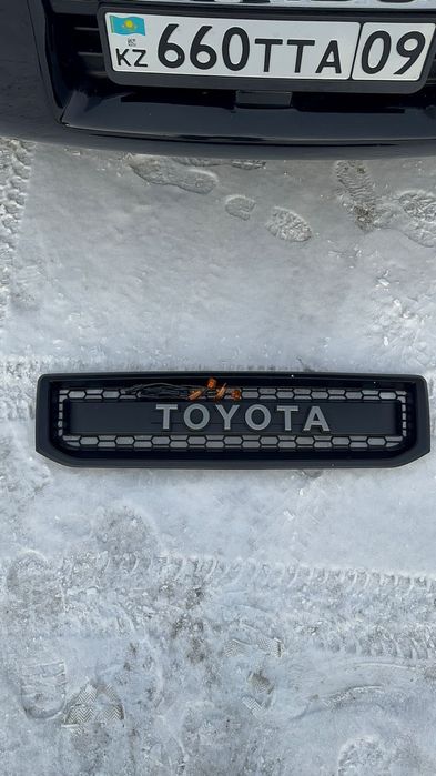 Решетка радиатора Toyota Prado 120 gx470