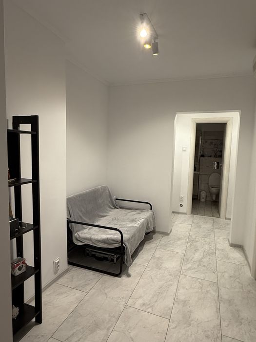De inchiriat-Apartament 3 camere